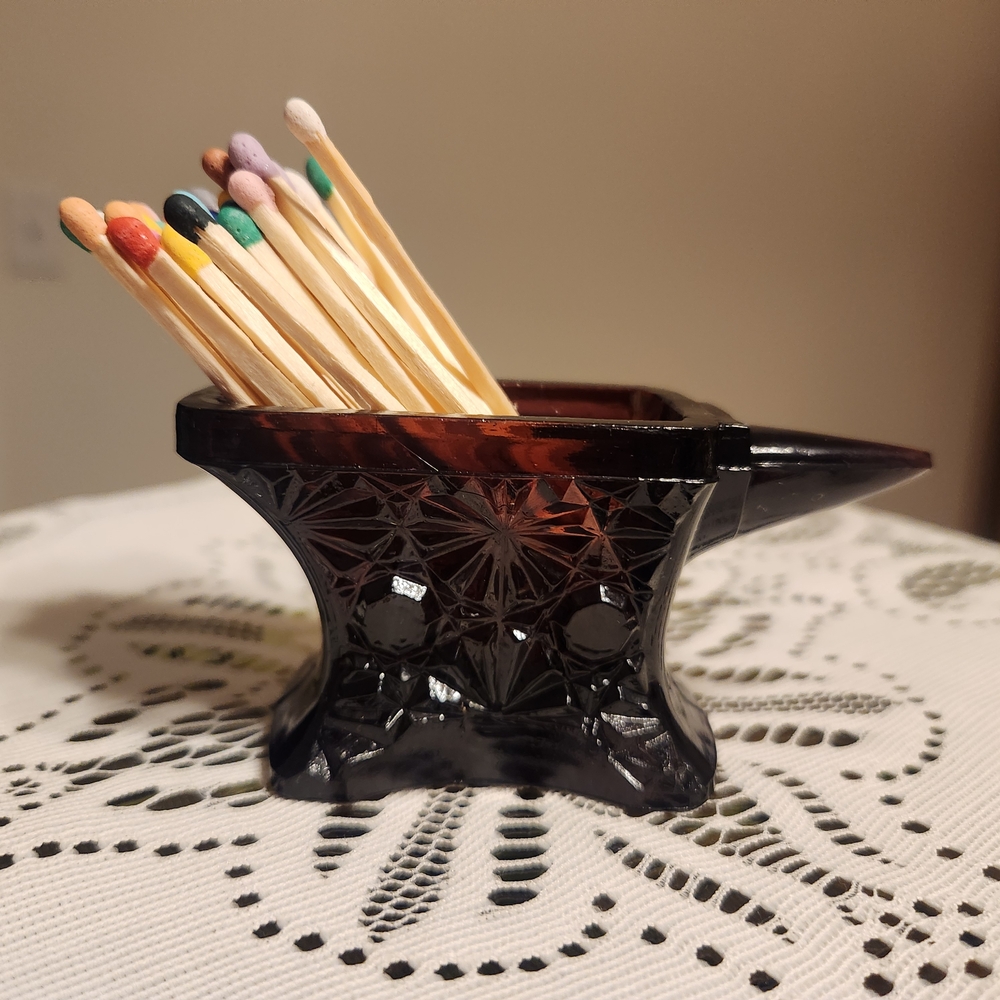 Fenton Amethyst Glass Salt Cellar / Toothpick Holder